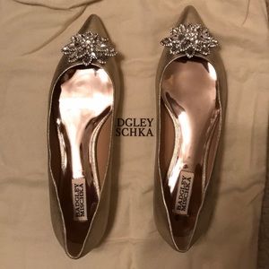 *brand new* Badgley Mischka Karina Crystal Flat